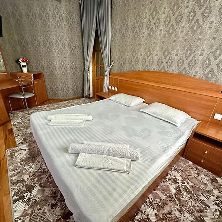 Comfort Inn Самарканд Екстериор снимка